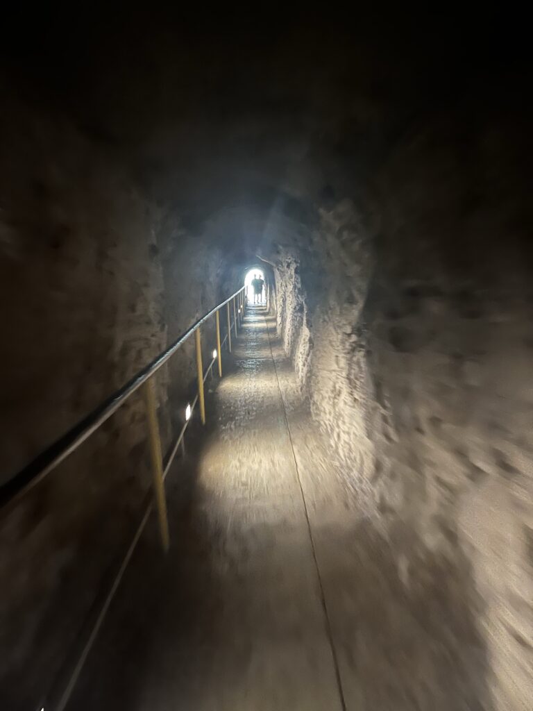 Diamond Head Tunnel