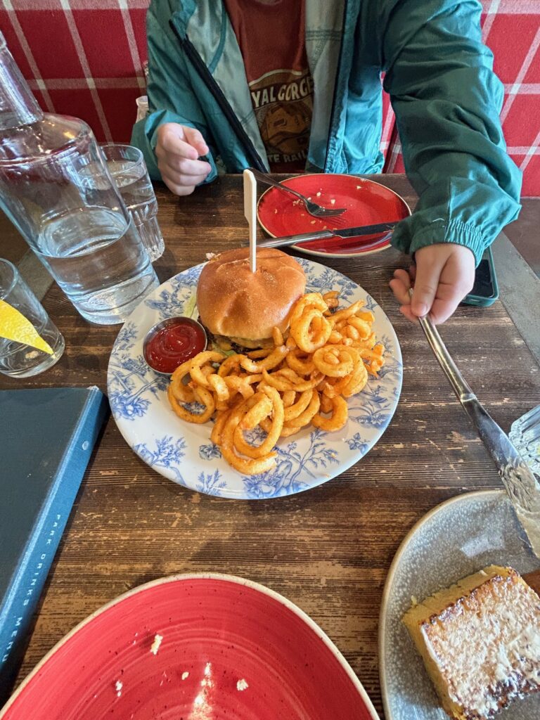 park distillery restaurant + bar 