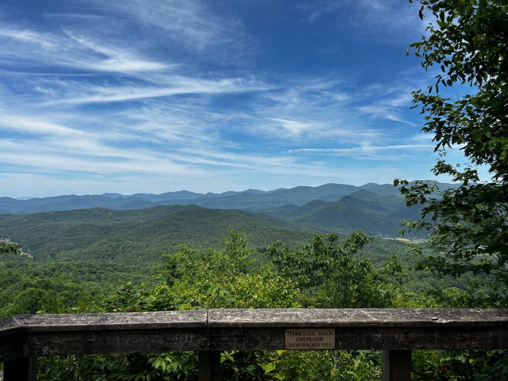 Tennessee rock trail